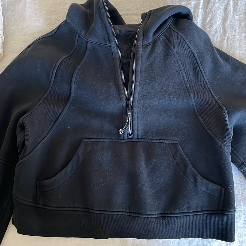 black lulu scuba hoodie